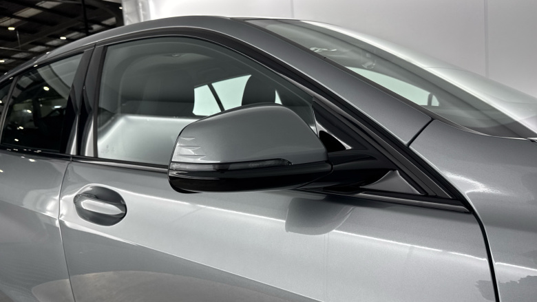 BMW 1 Series 118i Sport 5dr Step Auto Petrol Hatchback